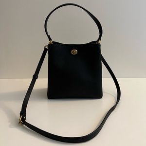 COACH Charlie Bucket Bag 21 In Black Pebbled Leather